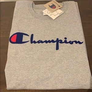 Champion Short Sleeve T-shirt gray siz…